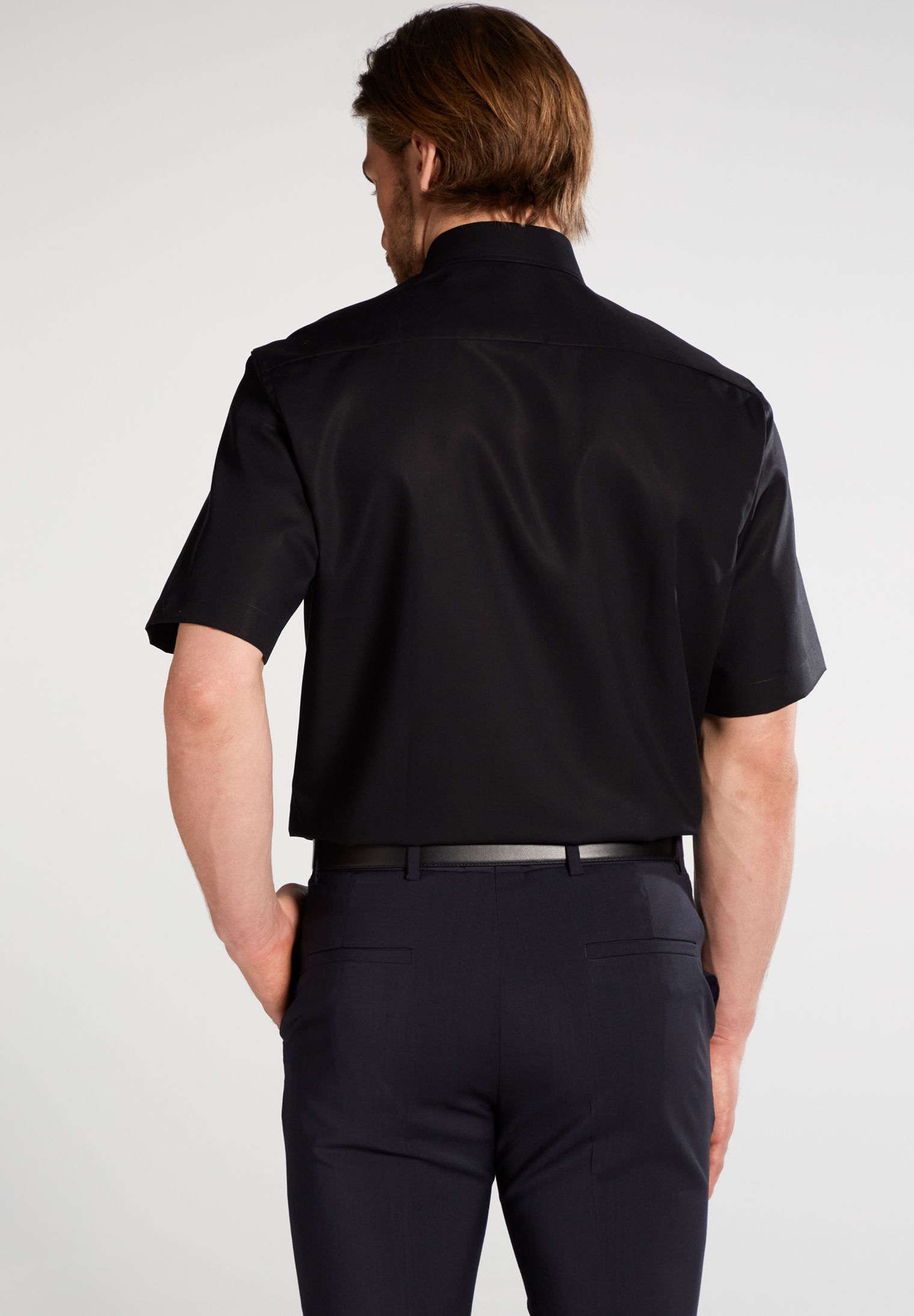 1SH00111_03-91_model_rueck_big